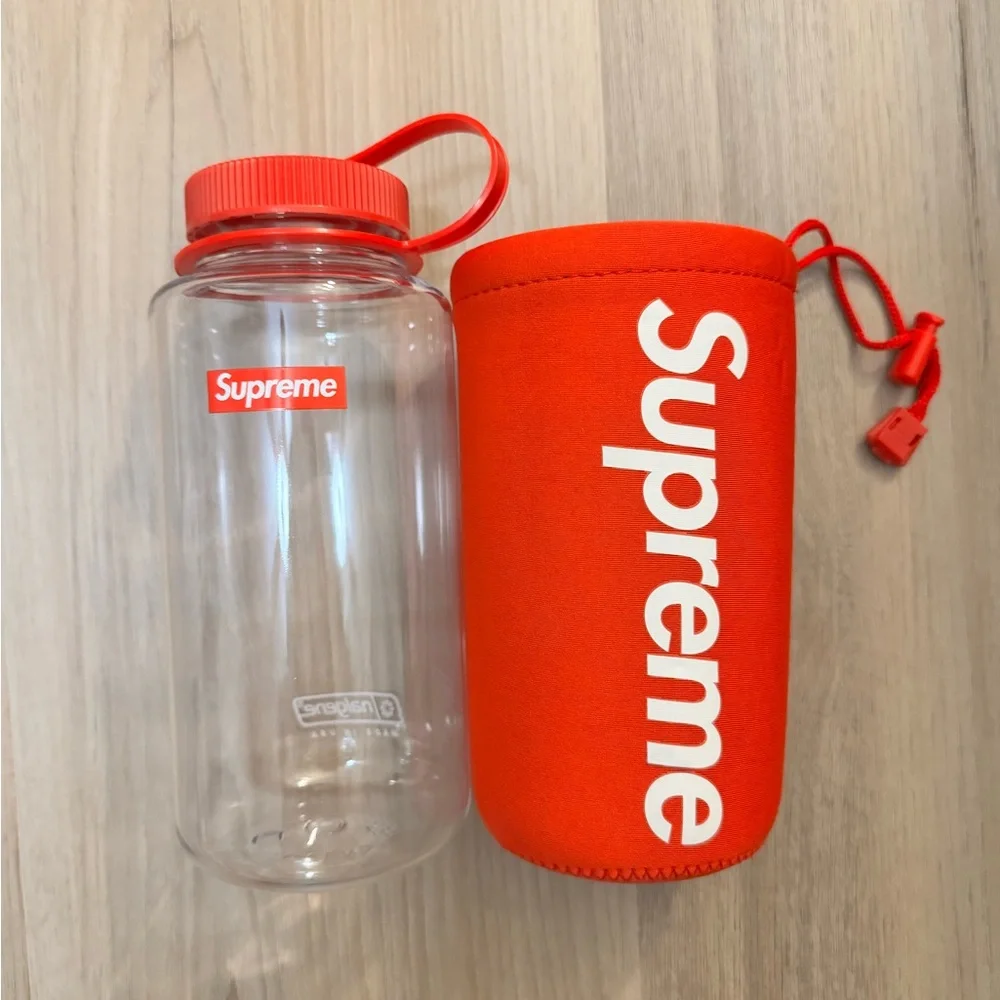 Supreme x Nalgene 32 oz. Bottle BPA Free - Brand New - Picture 1 of 11